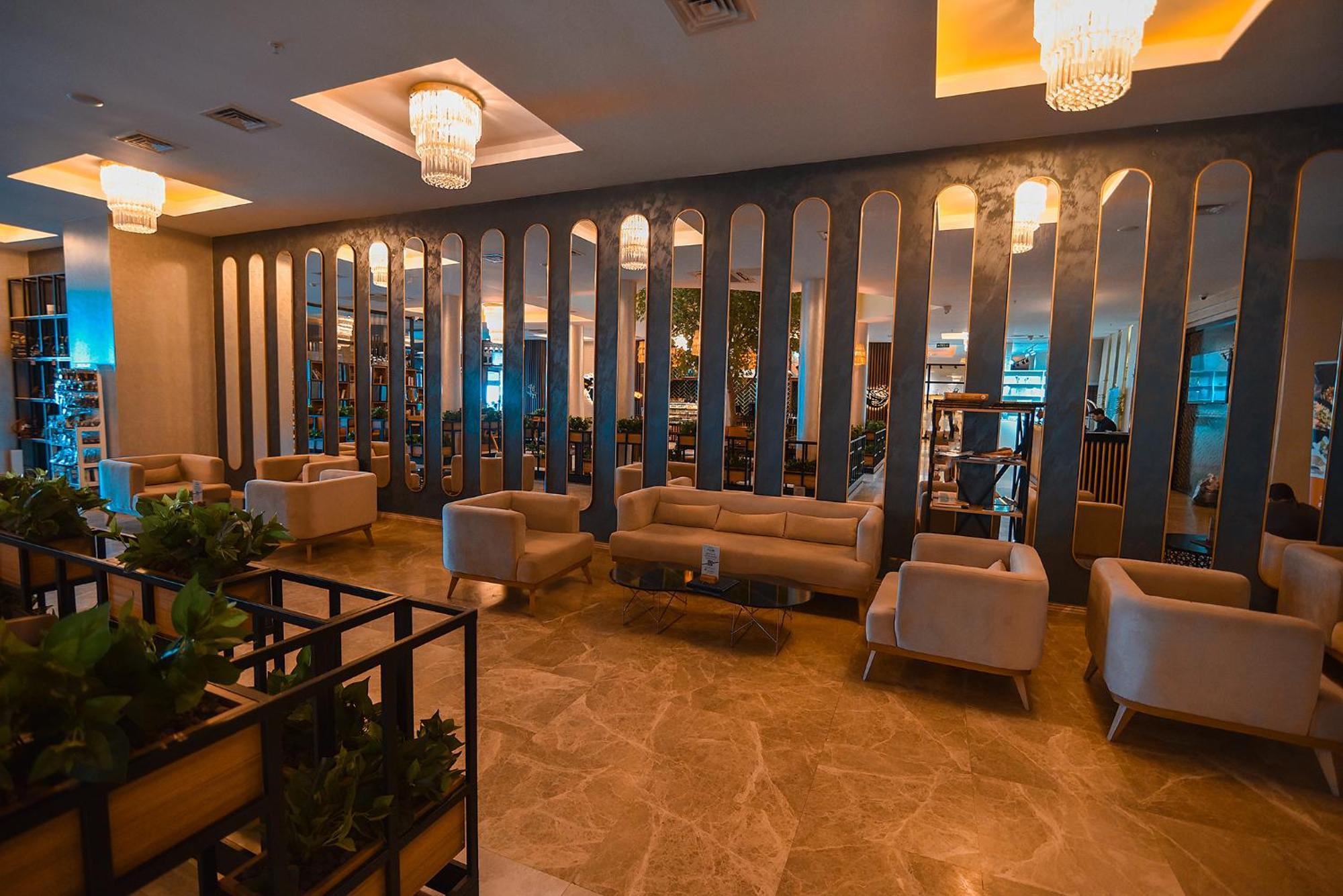 Royal Comfort Hotel Arakli Exterior photo